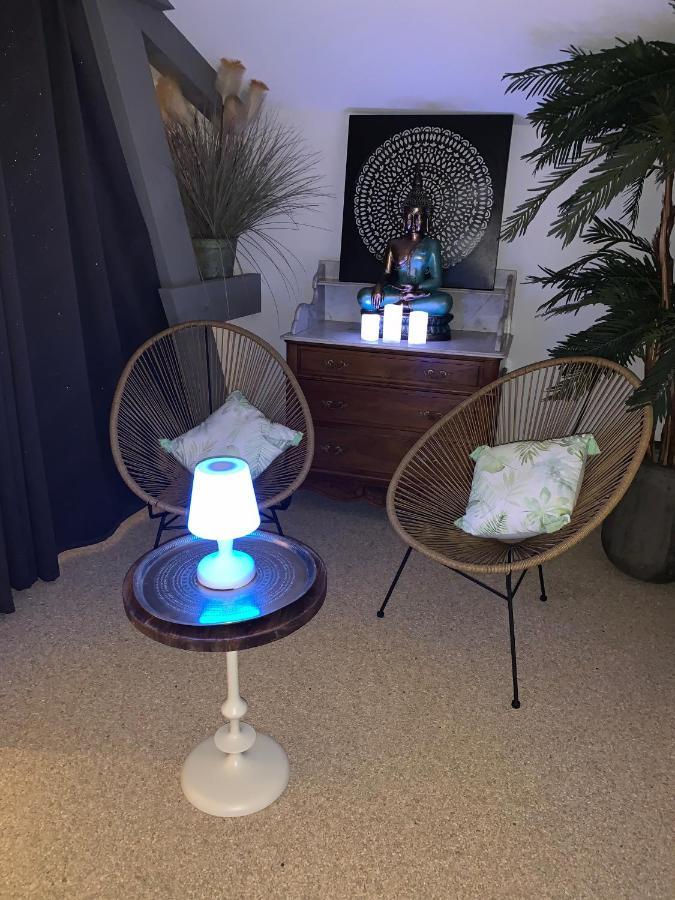 Le Paon Bleu Annecy Poisy Bed & Breakfast Bagian luar foto