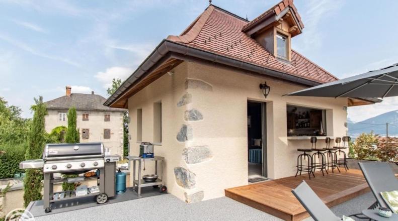 Le Paon Bleu Annecy Poisy Bed & Breakfast Bagian luar foto