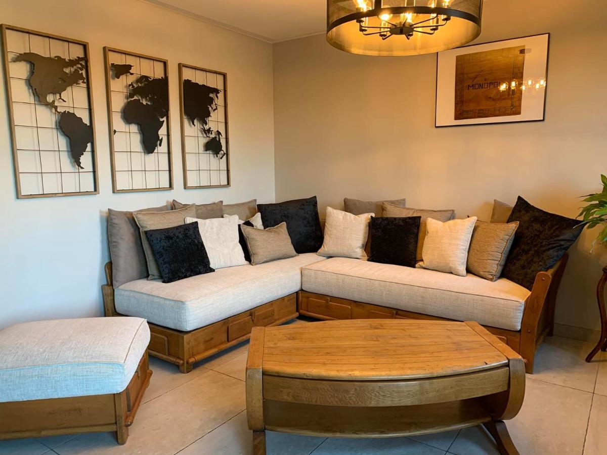 Le Paon Bleu Annecy Poisy Bed & Breakfast Bagian luar foto