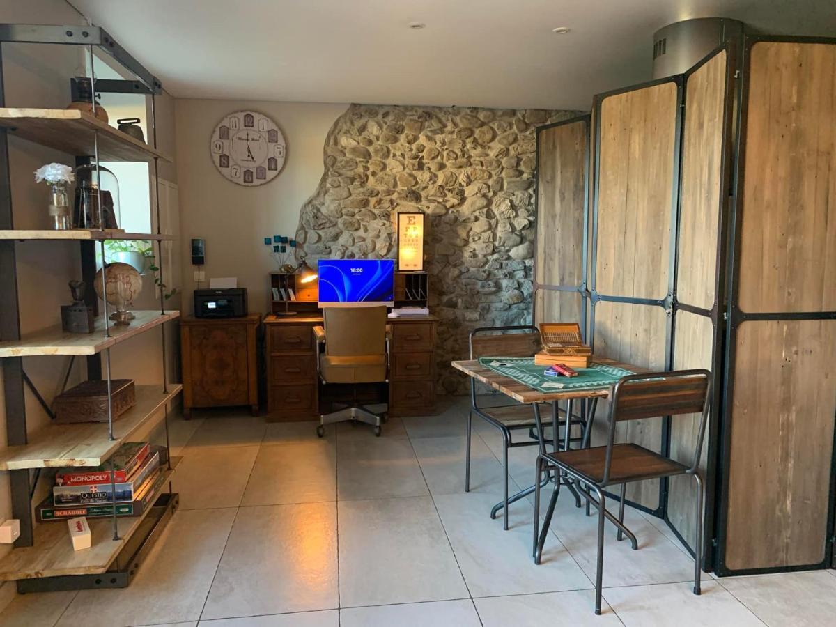 Le Paon Bleu Annecy Poisy Bed & Breakfast Bagian luar foto